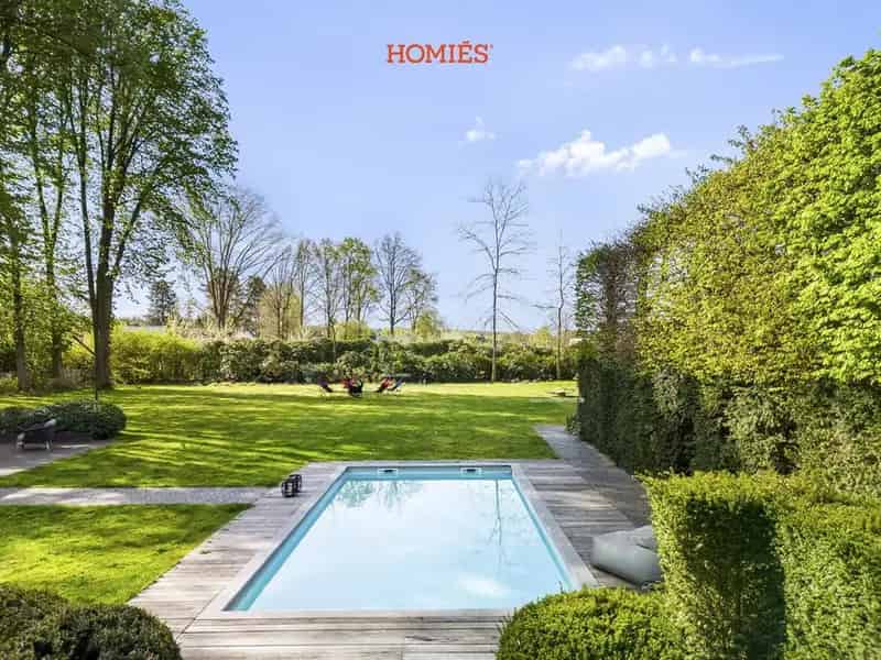 Villa te koop Oud-Heverlee: 4 slaapkamers, zwembad, luxe afwerking