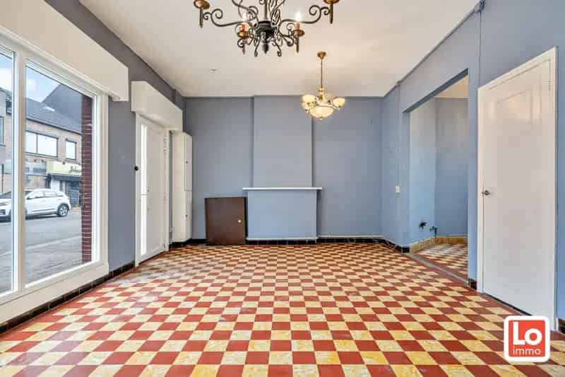 Te renoveren woning met garage in Beervelde