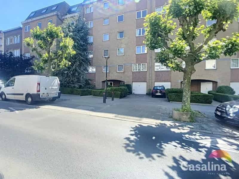 Appartement te huur 122m² 3 slaapkamers terras Evere