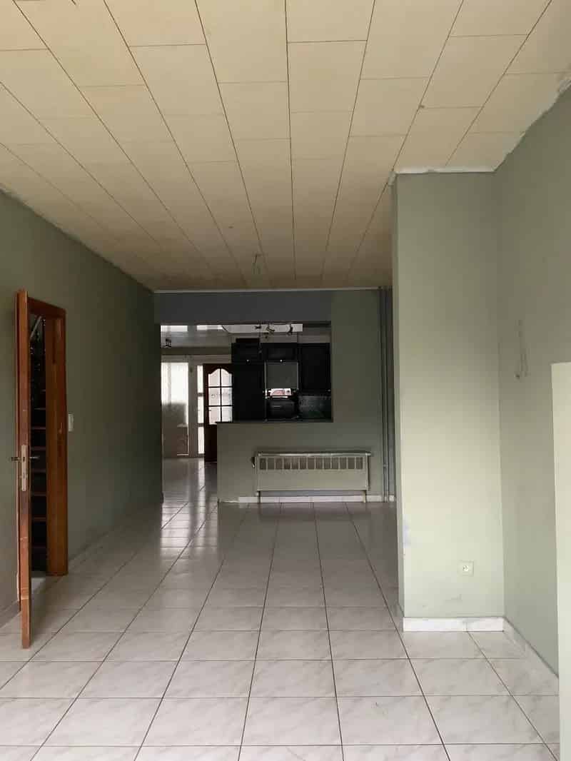 Ruime woning met megatuin