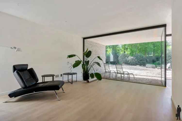 Moderne Nieuwbouwwoning 3 slaapkamers 825m2