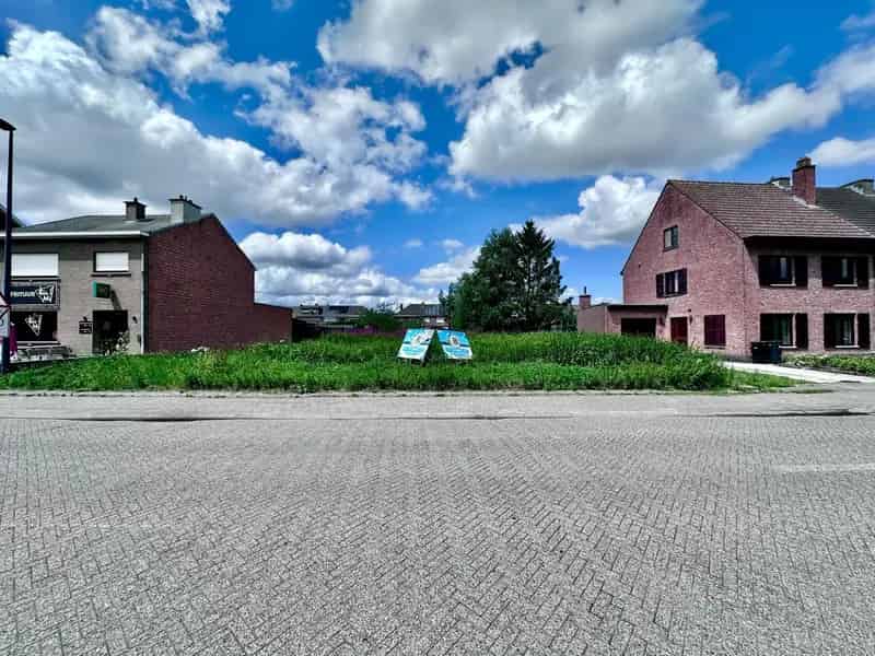 Projectgrond 12a 35ca te koop