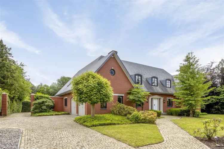 Ruime Landelijke Villa te Koop - Ideaal voor Vrij Beroep