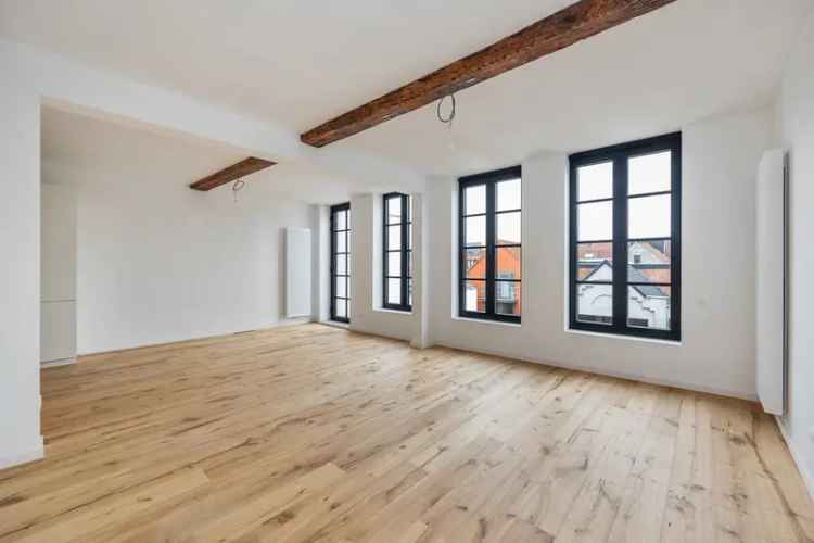 Prachtig gerenoveerd appartement te huur in hartje Lier