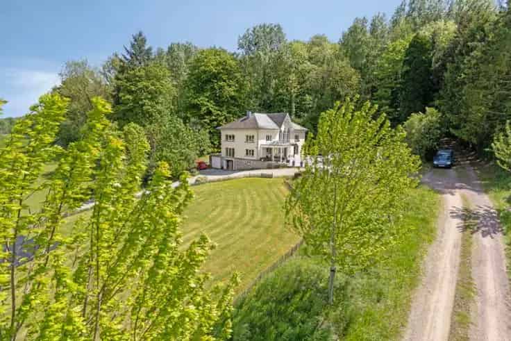 Villa te koop Ochain Rustige Groene Omgeving