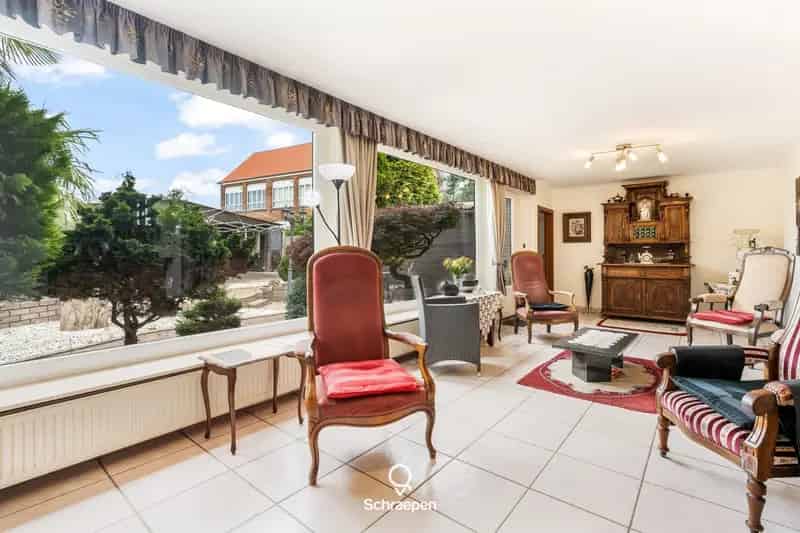 Tweewoonst te renoveren 350m² Zonhoven