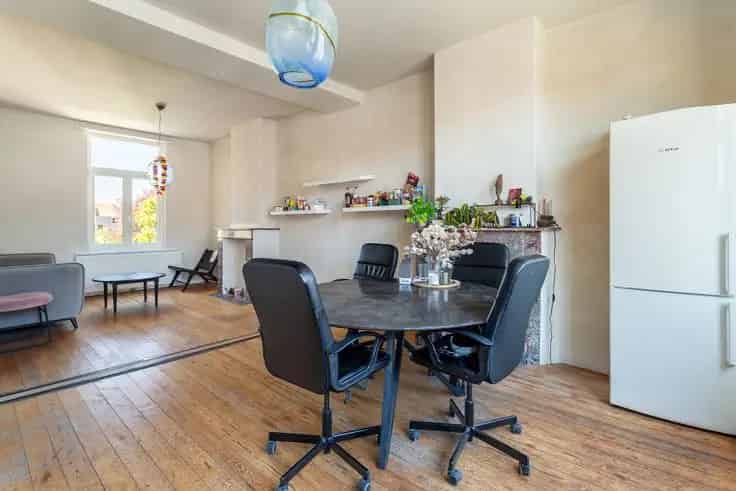 Duplex Appartement Borgerhout  - 3 slaapkamers - Gerenoveerd