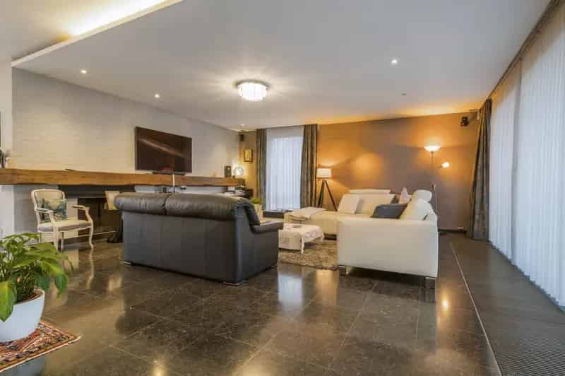 Huis te koop: Instapklare villa met 3-5 slaapkamers en jacuzzi