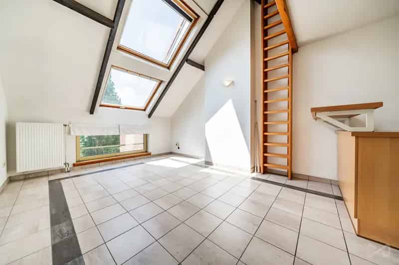 Penthouse te Koop Sint-Gillis - 60m² - Zonnig Terras