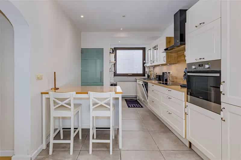 Appartement te koop Deurne 4 slaapkamers gerenoveerd