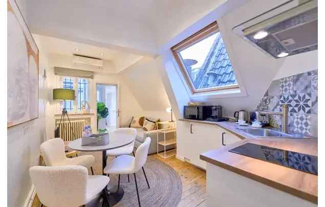 Huur 2 slaapkamer appartement van 538 m² in Brussels