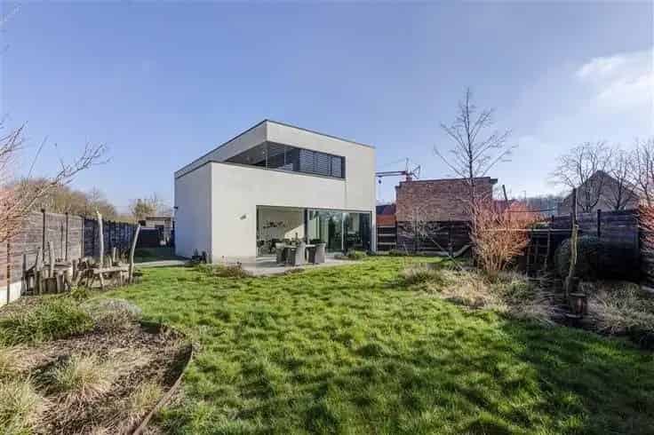 Te Koop: Recente Moderne Woning Nijlen - Ideaal Zelfstandigen/Gezinnen