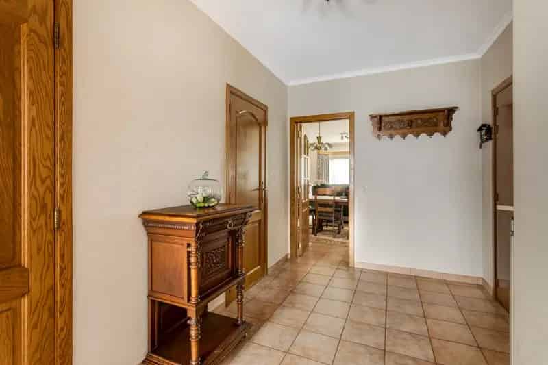 Appartement te koop Stabroek 2 slaapkamers balkon ondergrondse parking