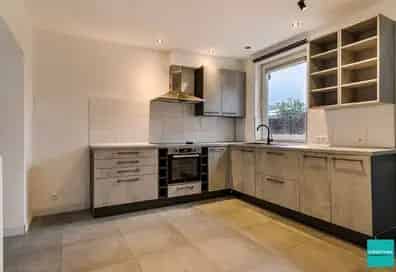 Woning te koop nabij Wemmel centrum met koer