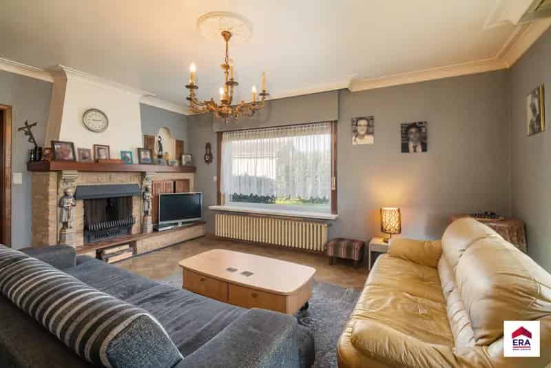 Huis te koop Ruiselede: Landelijke woning met grote garage