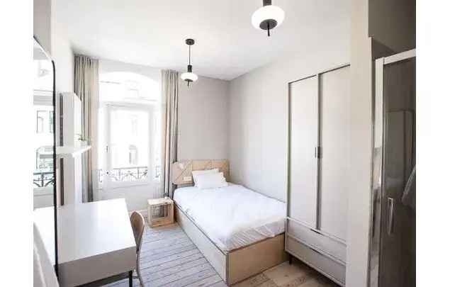 Kamer van 357 m² in Schaerbeek - Schaarbeek