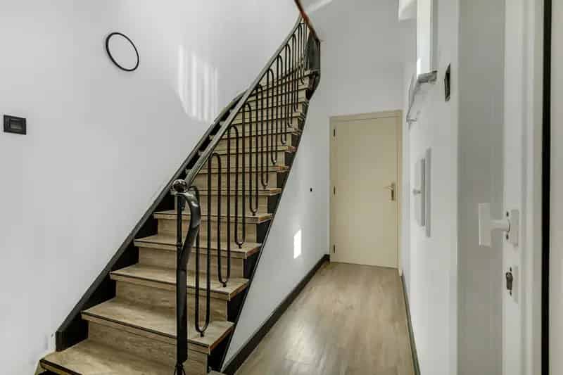 Te Huur: Gerenoveerde 3 Slaapkamers Huis met Garage en Tuin in Turnhout