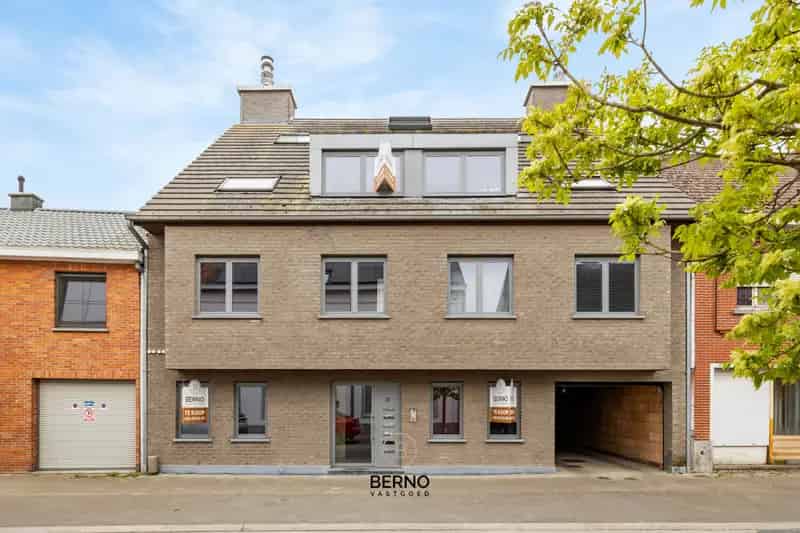 Investeringseigendom 6 Appartementen 8 Garageboxen Grembergen