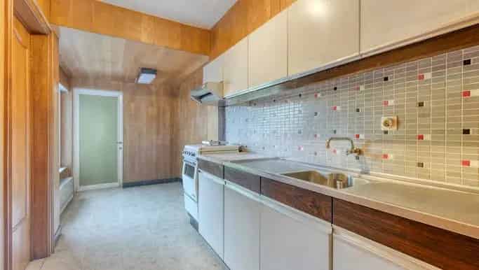Huis te koop Izegem - Ruime woning met potentieel