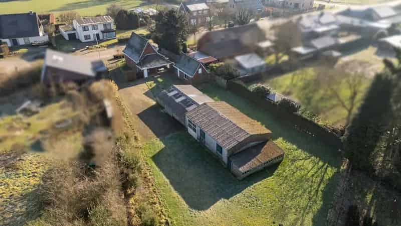 Charmante woning met magazijn Retie