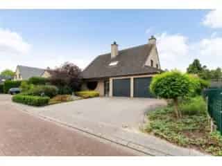 Huis te koop Elewijt 3 slaapkamers grote tuin 2 garages