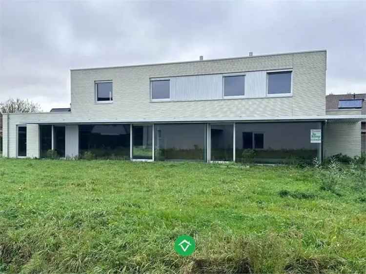 Nieuwbouw woning te koop in Torhout