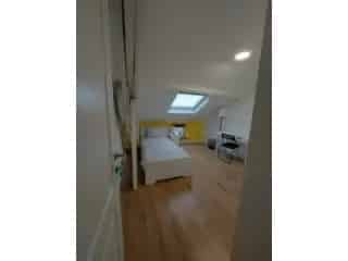 Appartement Monceau-sur-Sambre 9 slaapkamers