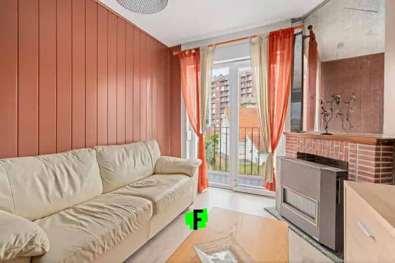Appartement te koop Westende: 1 slaapkamer renovatieproject vlakbij strand