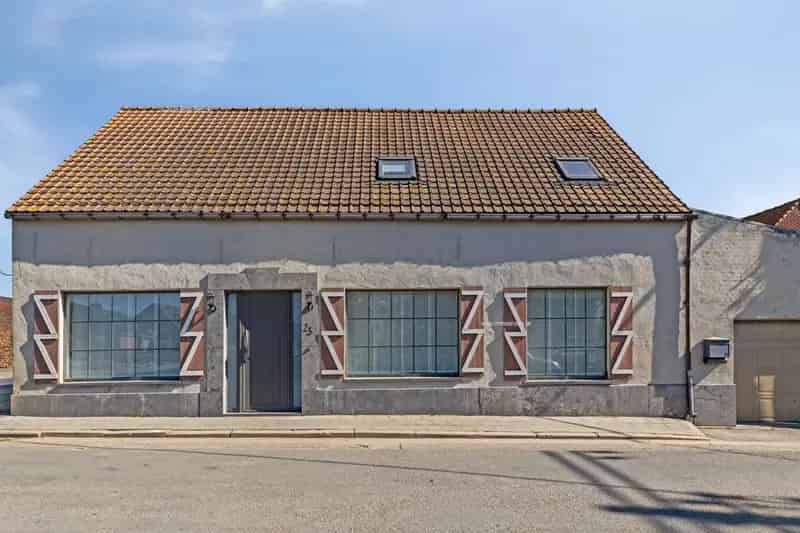 Gerenoveerde woning te Zarren met 4 slaapkamers