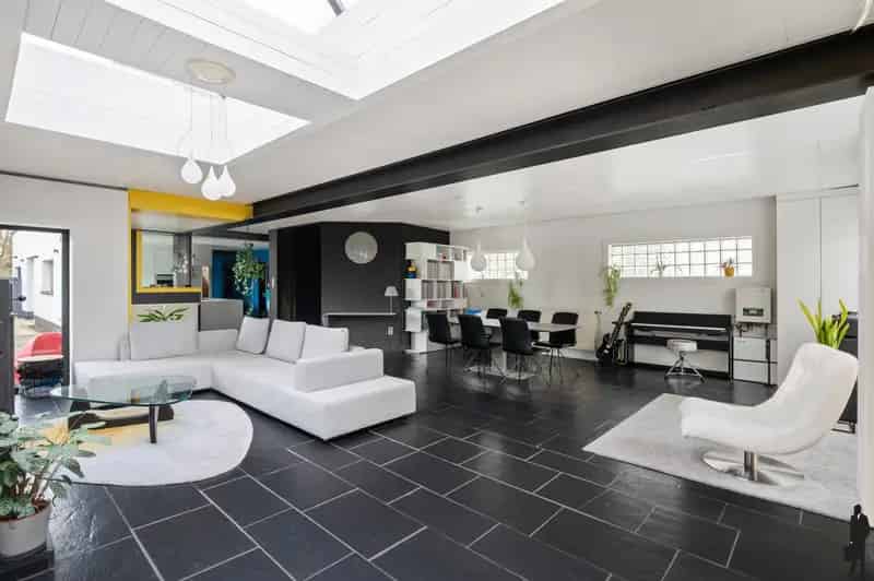 Gerenoveerde Ruime Woning te Huur Blaasveld 4 slaapkamers 2 garages