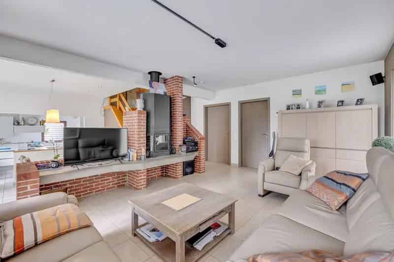 Instapklare woning unieke locatie