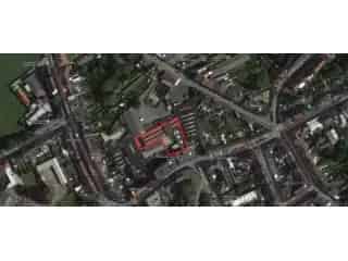 Handelspand te koop Aalst 750m2 magazijn 130m2 appartement
