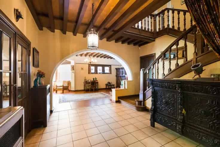 Huis Te Koop Stockel 6 Slaapkamers 530m² 2 Garages