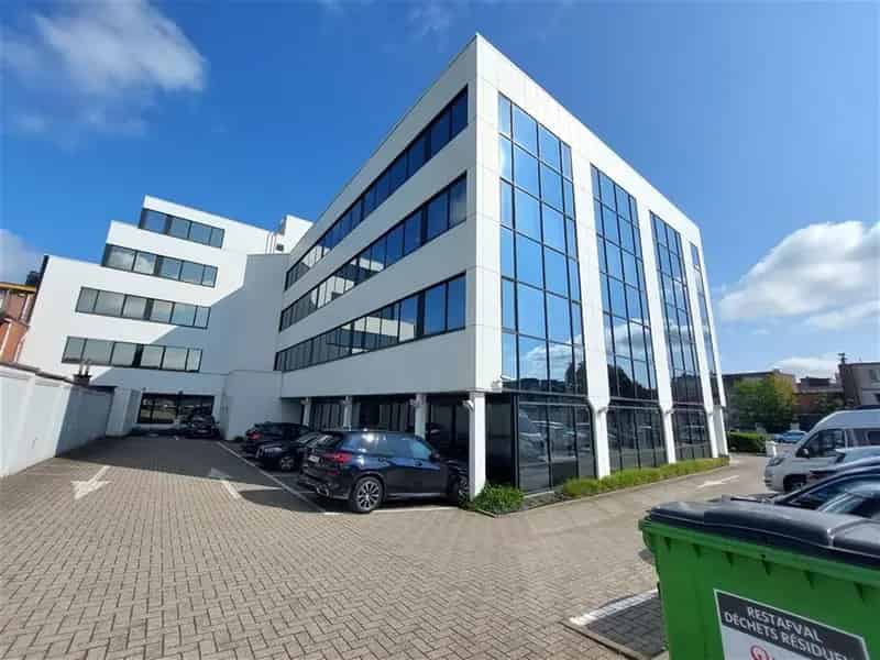 WEST BRUSSELS BEDRIJFSCENTRUM 482m²