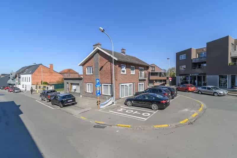 Huis te koop Erpe-Mere: Ruime gezinswoning te renoveren