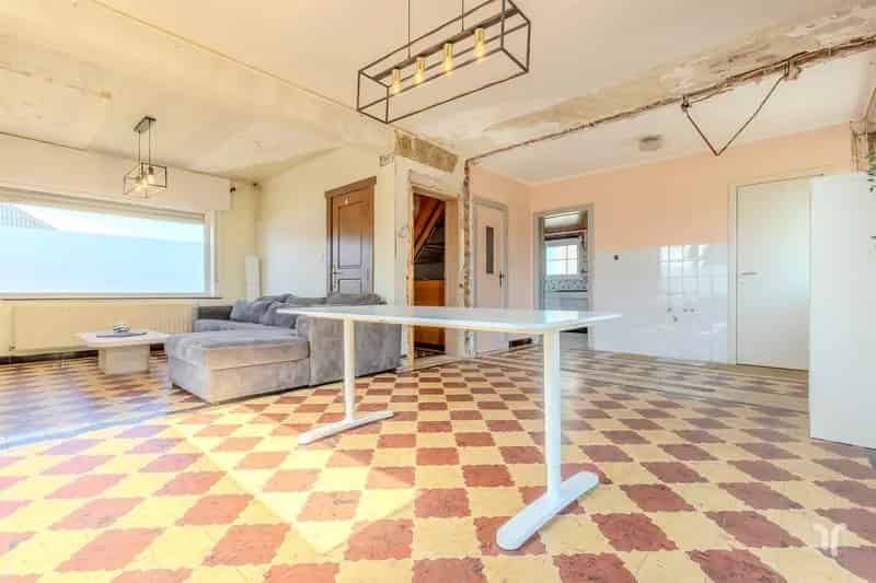 Vrijstaande woning met prachtig uitzicht