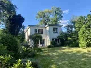 Villa te koop Ukkel 4-5 slaapkamers grote tuin
