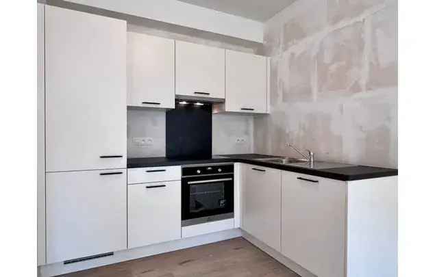 Huur 2 slaapkamer appartement van 96 m² in Namur