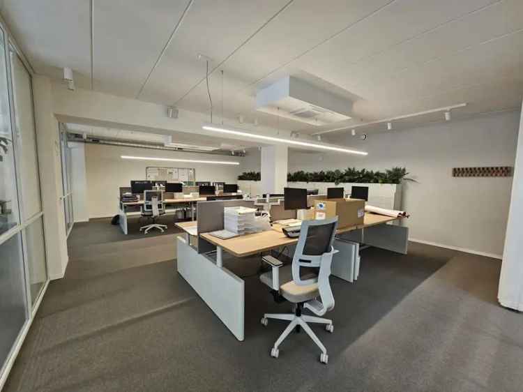 Kantoorruimte te huur Genk 66m²