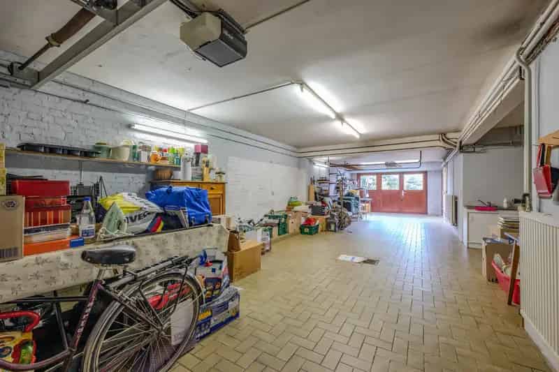Bel Etage Grote Garage Tuin Kontich Kazerne