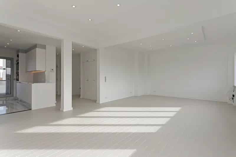 Gerenoveerd 3 Slaapkamer Appartement met Terras en Groen Uitzicht