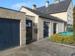 Kantoor te huur Diepenbeek 56m² 3 parkeerplaatsen