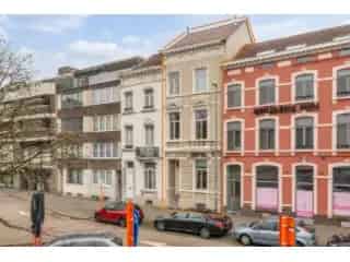 Huis te koop Hasselt Centrum 274m2 gerenoveerd