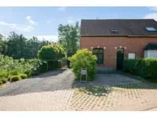 Huis te koop Olen - Energiezuinige woning met paardenstallen