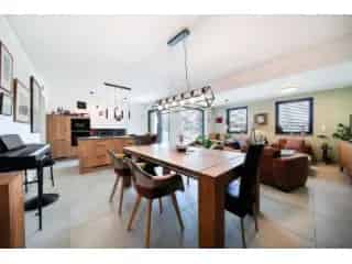 Gelijkvloers Appartement Bertrix 3 slaapkamers 124m²