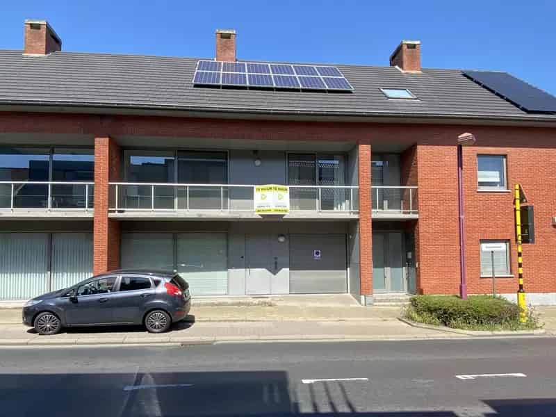 Rijhuis te huur Koolskamp 3 slaapkamers garage zonnepanelen