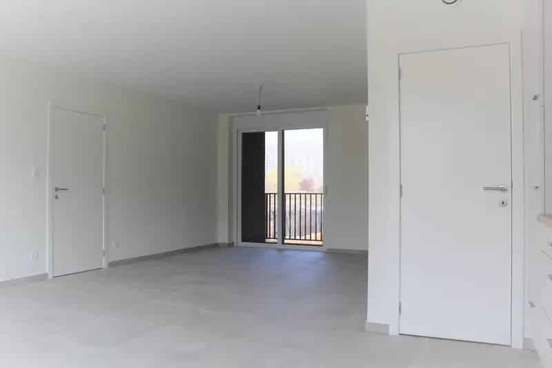 Appartement te huur 2 slaapkamers  autostaanplaats