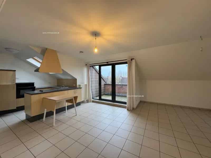 Appartement te koop Desselgem: 1 slaapkamer, 72m², airco, terras