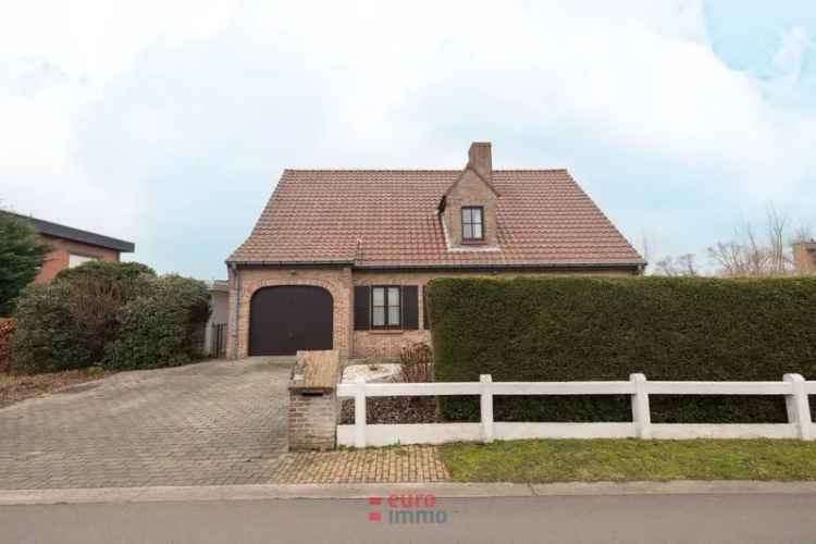 Koop villa in Oostduinkerke met ruime tuin en centrale ligging