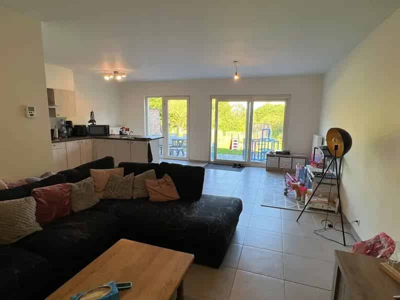 Goed Uitgeruste Ruime Nieuwbouwwoning
